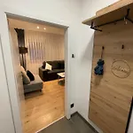 Slishani 2 Apartment *