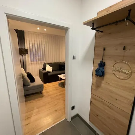 Slishani 2 Apartment *